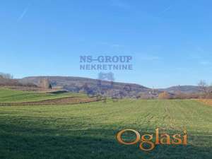 Plac u Vrdniku na prodaju!!